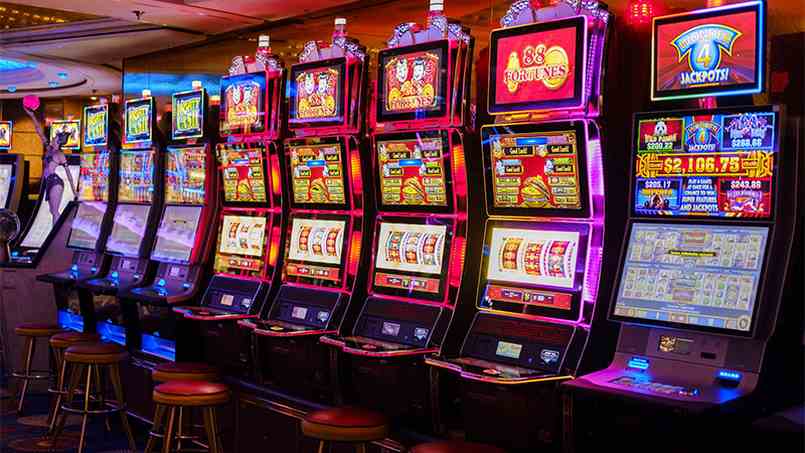 Slot game là gì mà anh em cá cược mê mẩn đến vậy? Slot game là gì mà anh em cá cược mê mẩn đến vậy?